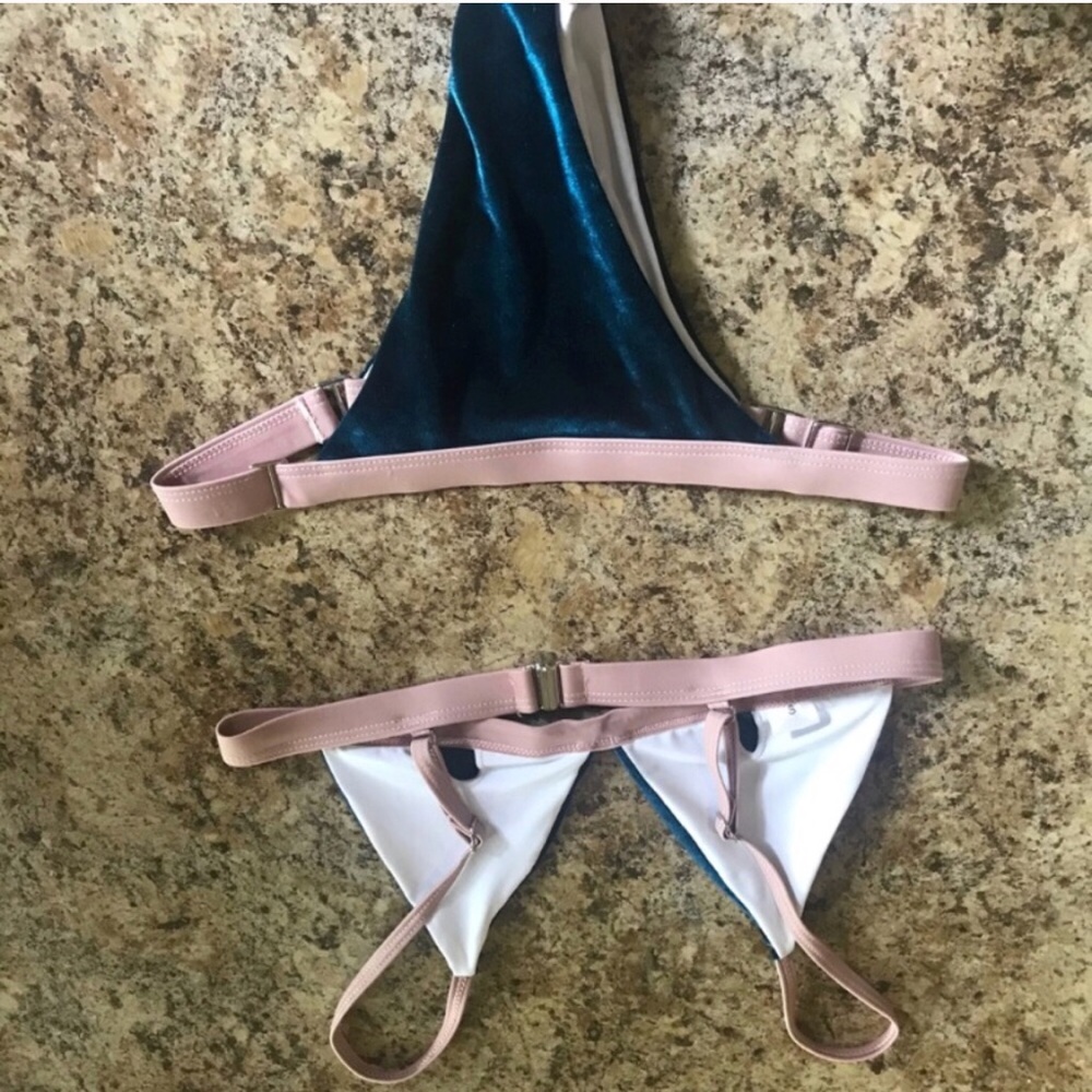 Velvet Bikini - Picture 2 of 2